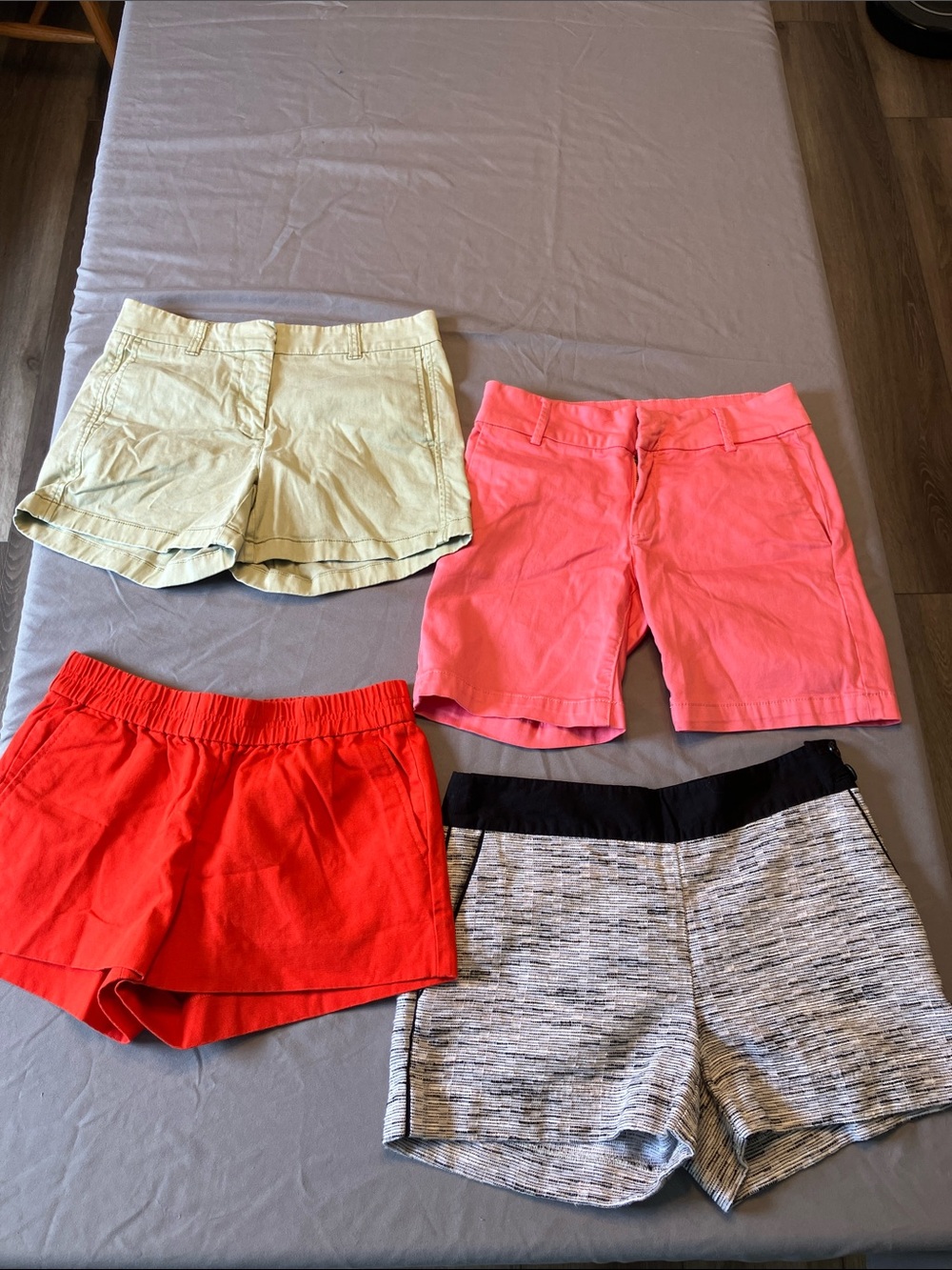 Women’s Shorts Bundle - 4 Pairs Size 0